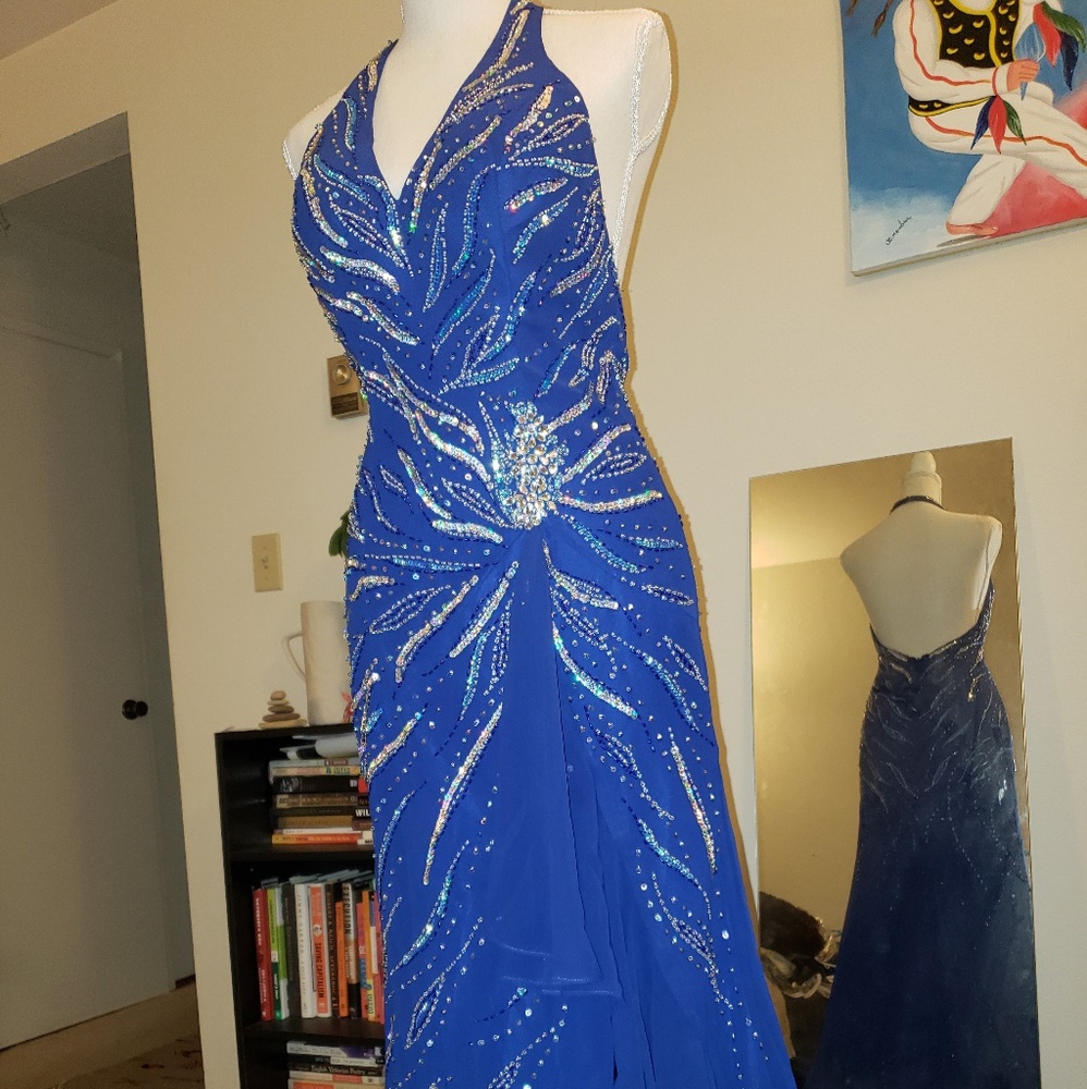 DRESS - Picture 3 of 4